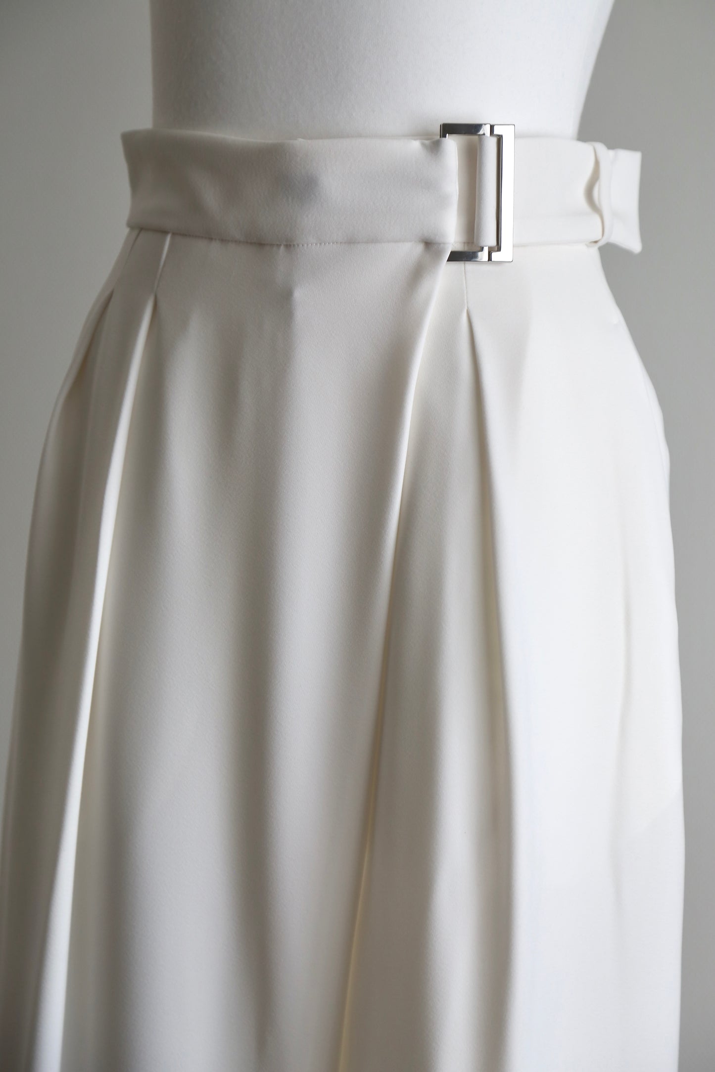 Wrapture Pants (white)
