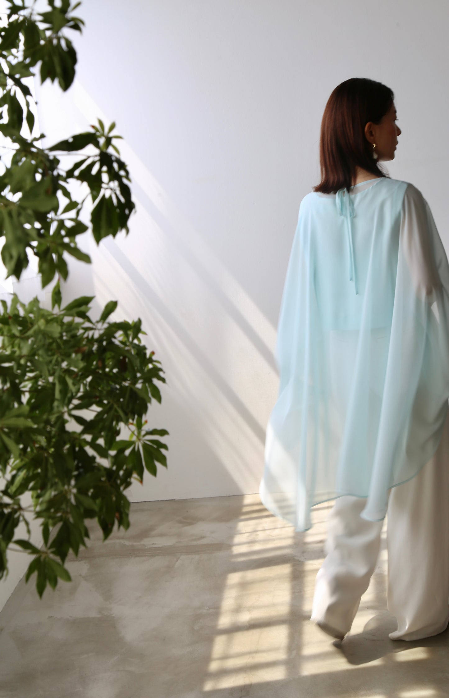 Plume cape Logo top (mint green)