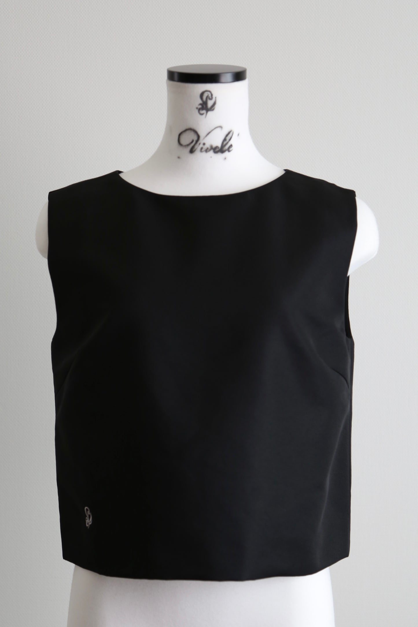Plume cape Logo top (black)
