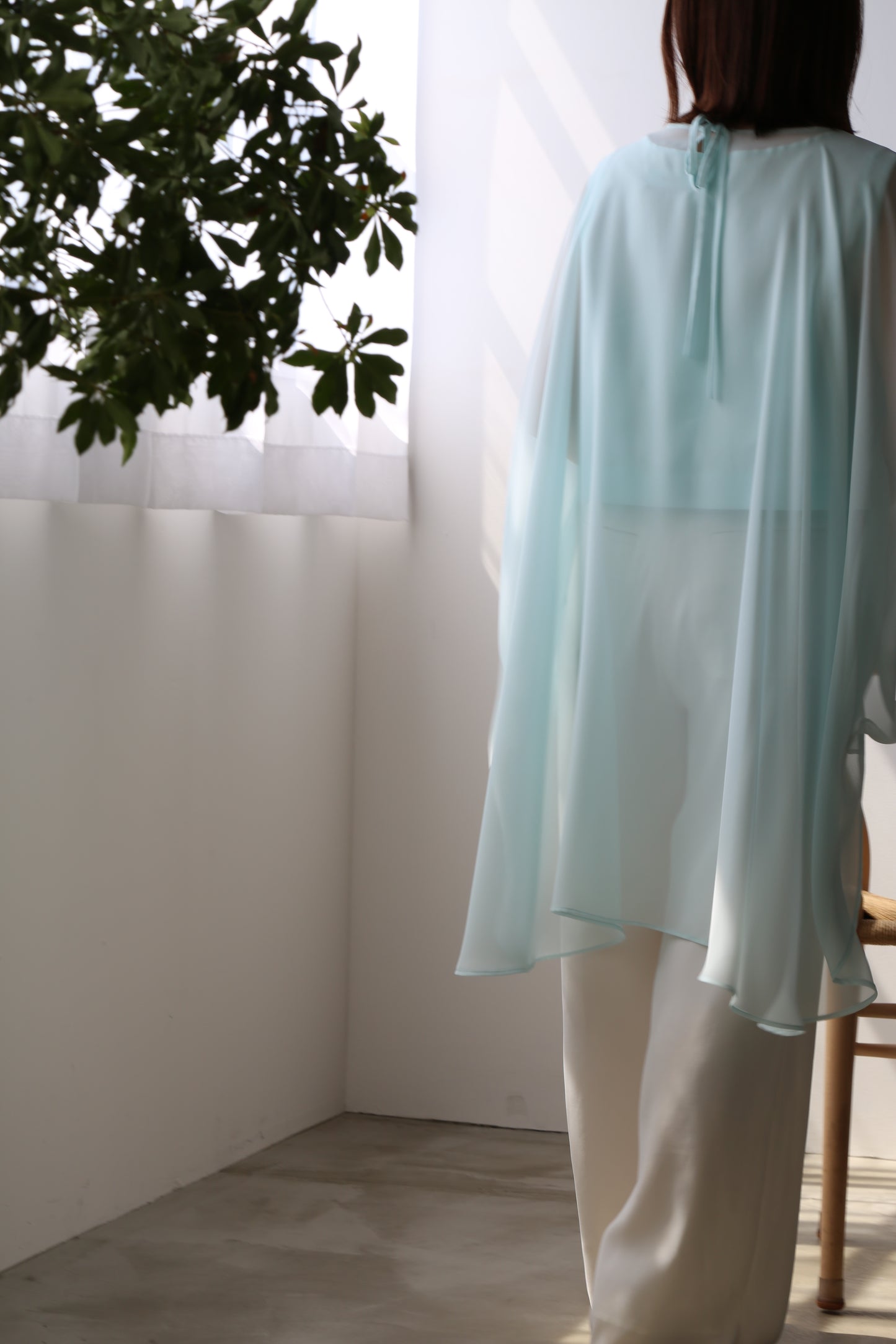 Plume cape Logo top (mint green)