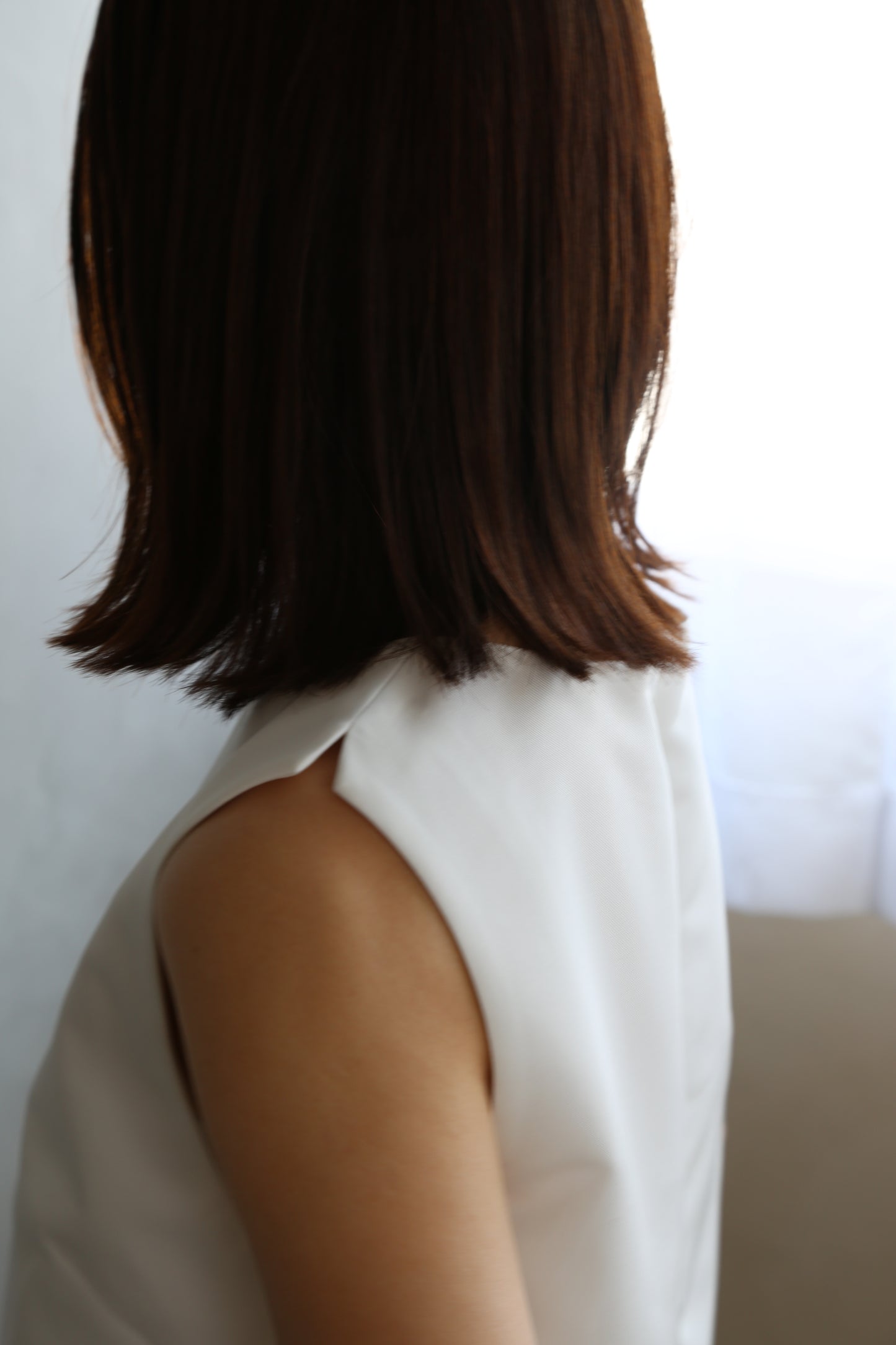 Plume cape Logo top (white)