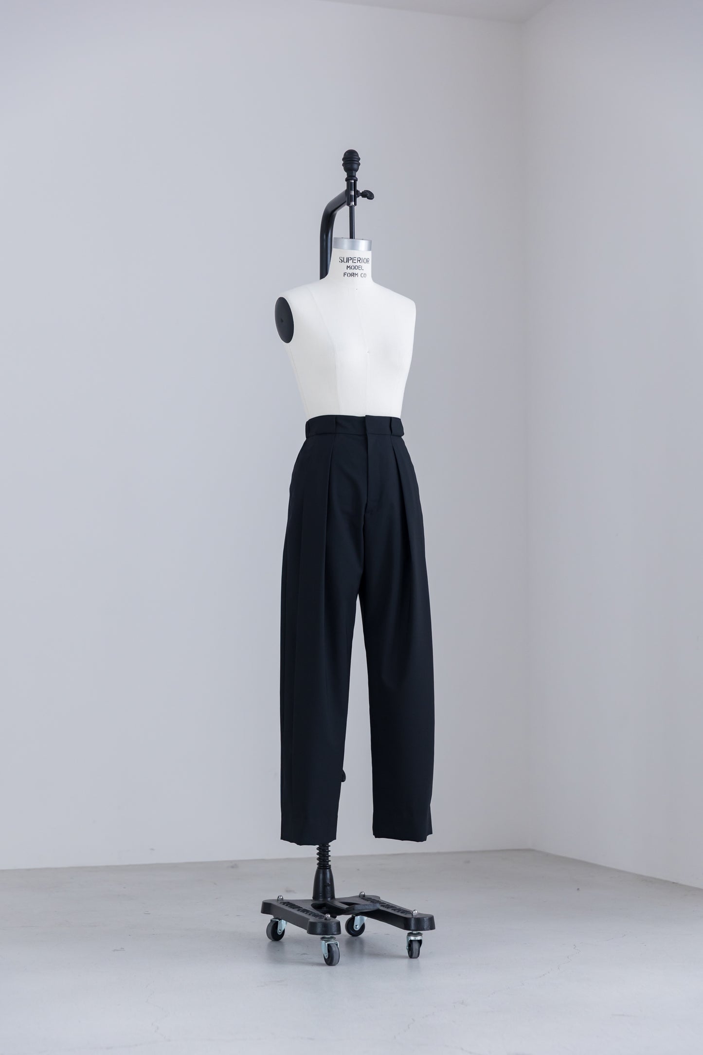 ligne pants (noir）