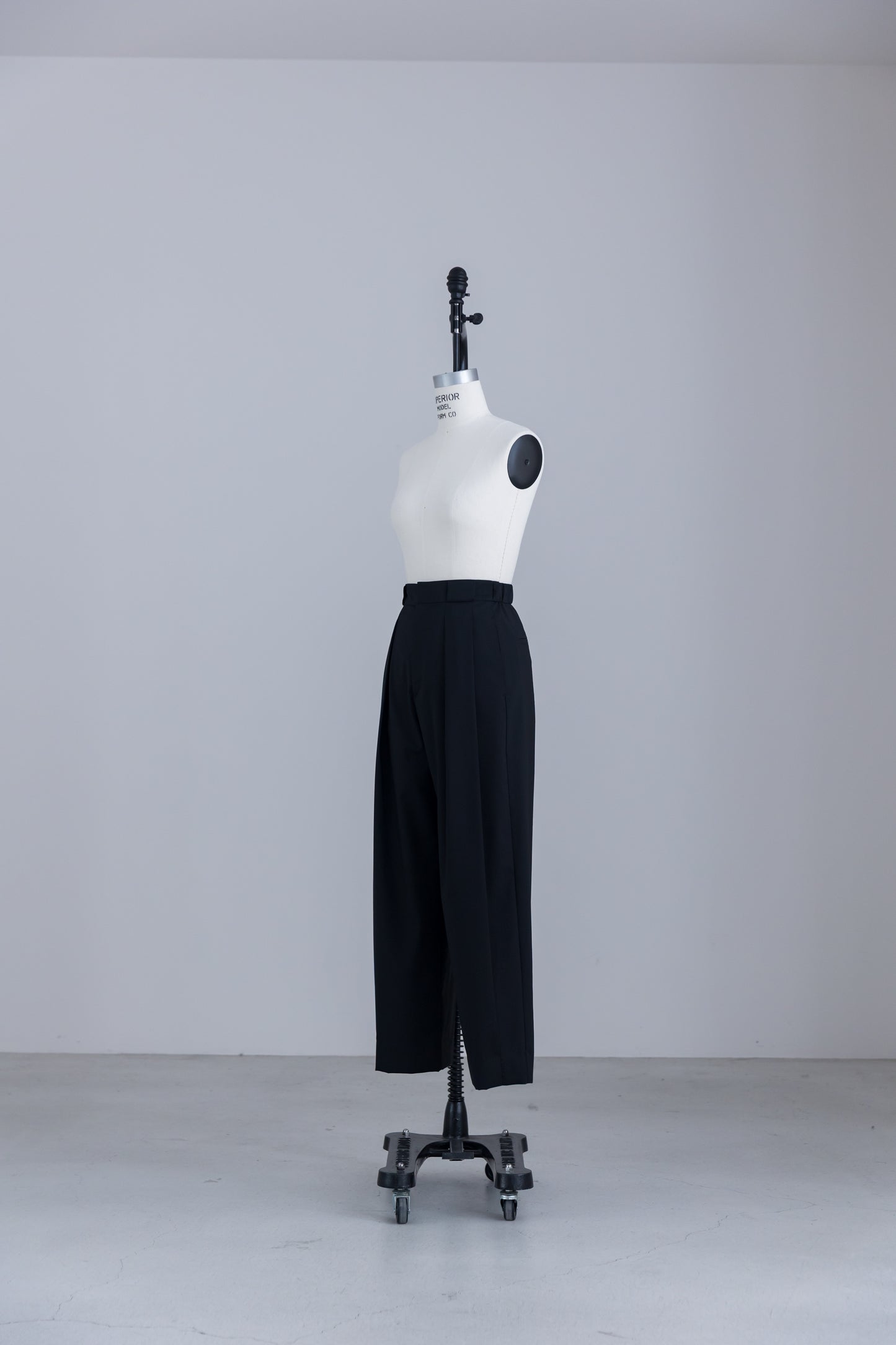 ligne pants (noir）