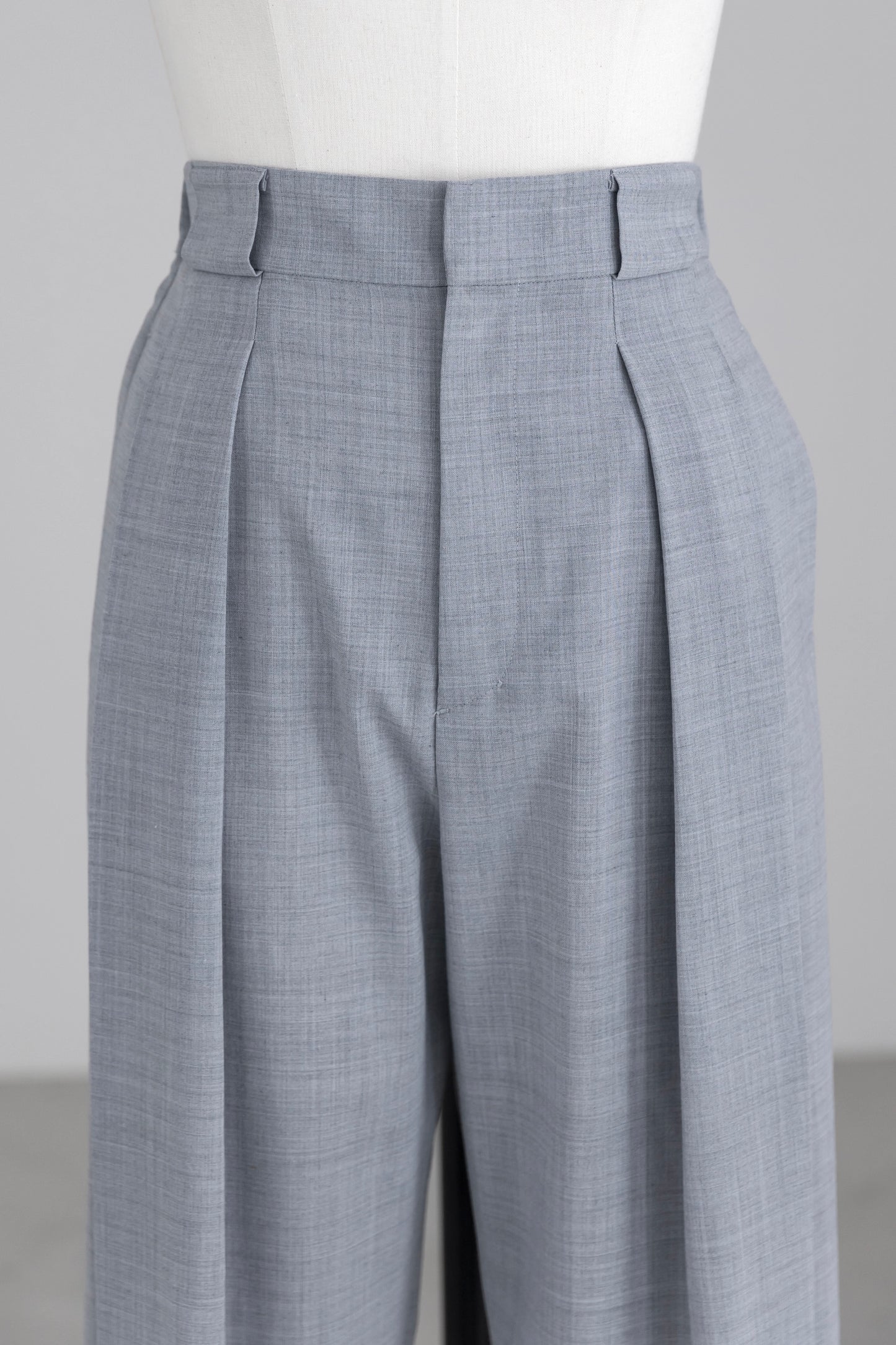 ligne pants (gris clair）
