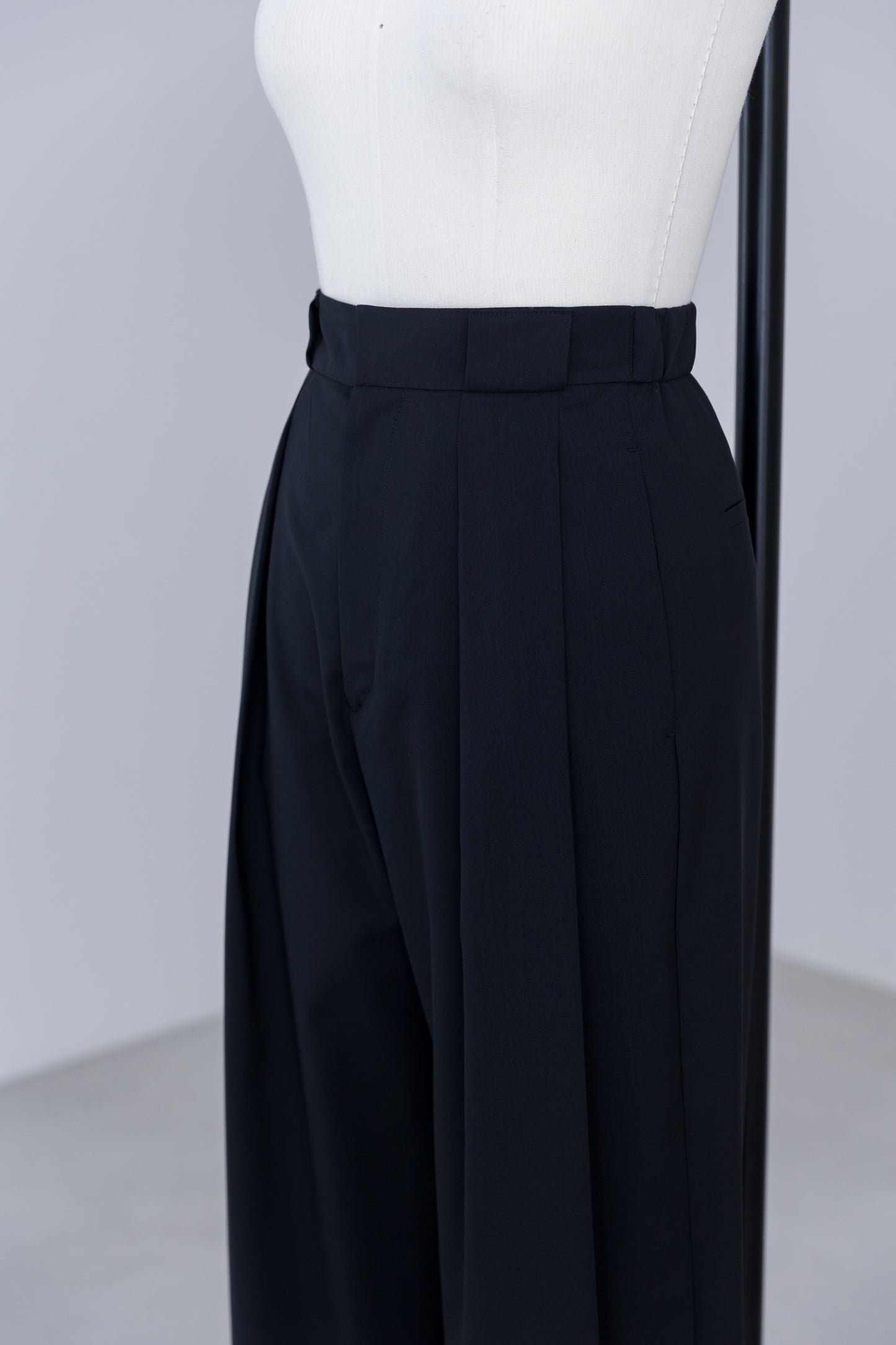 ligne pants (noir）