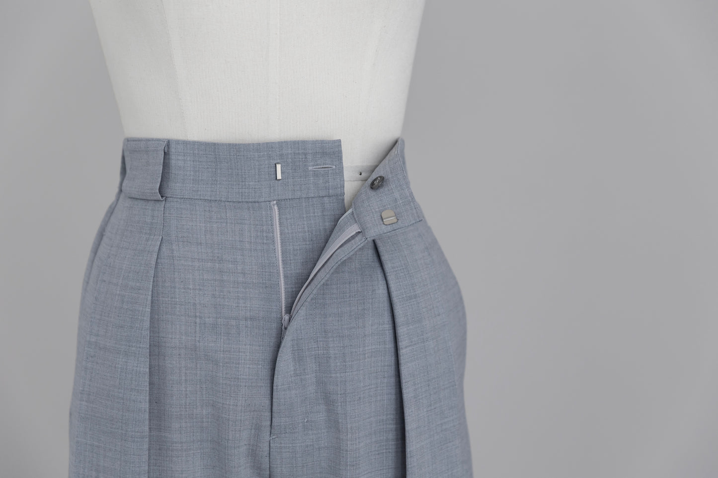 ligne pants (gris clair）